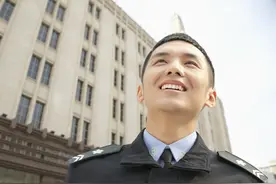 辅警改革后入警有“绿色通道”？地方国企职工和公安局辅警怎么选图片