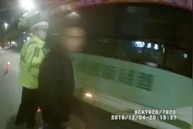 不听妻子话痛失饭碗！男子称只喝啤酒米酒，酒测数值竟达200分！视频封面