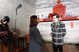 祖籍广东省江门市的香港艺人黄百鸣的深厚家乡情结和爱国情怀图片