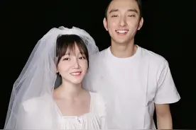 陈小纭于小彤终于官宣分手，昔日甜蜜婚纱照皆成追忆图片