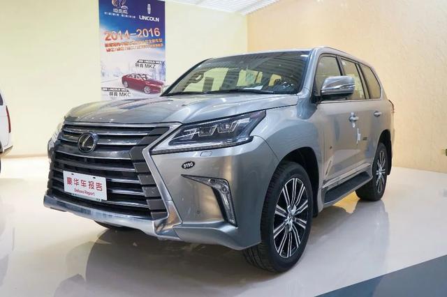 2020款路虎创世到港，它到底顶级在哪？坐进后排，我明白了