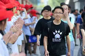 八省联考即将开始，衡水中学宣战江苏名校？家长：别比了图片