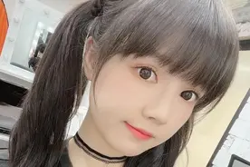 小说：“你怎么还没走？”图片