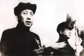 回顾峥嵘岁月，唱响英雄赞歌图片