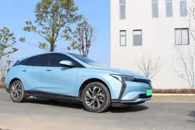 “电动车抗拒者”试驾别克微蓝6：忘记信仰面对现实吧图片