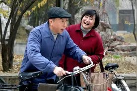 相声界女辈太难混，至今只有贾玲爆火，郭德纲的师姐都被人遗忘了图片