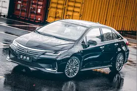 14万起的丰田亚洲狮，比卡罗拉好在哪？图片