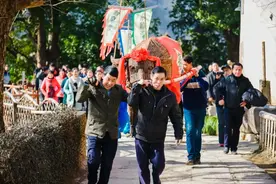 「今日立春」“鞭牛”催耕迎春来，静待万亩黄花开图片