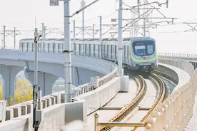 明天9:30！市民可以乘坐地铁5号线、6号线一期、9号线啦图片