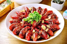 香辣小龙虾(正宗十三香龙虾制作方法)图片