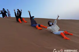 “库木塔格沙漠无淡季”图片