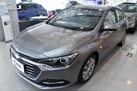 价格实惠不输英朗，低油耗高品质的合资家轿，带你看雪佛兰科鲁泽图片