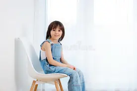 孩子乱跑乱动，试试这个方法吧图片