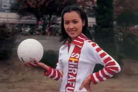 《排球女将》小鹿纯子今年一月现身上海  看看她六十岁的模样图片
