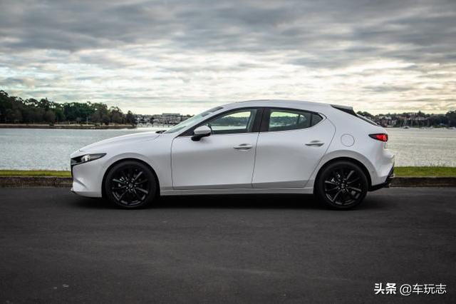 2021马自达mazda 3 astina评测:2.5l两厢小钢炮