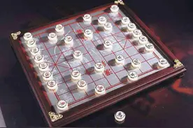 中国象棋，为什么“将帅不能碰面”？从项羽射出的这支箭说起图片