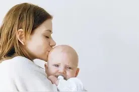 轻松母乳喂养的四大秘诀图片