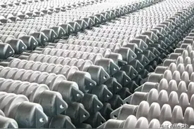 一个普通工人，带着管乐队参加电影《南昌起义》拍摄图片