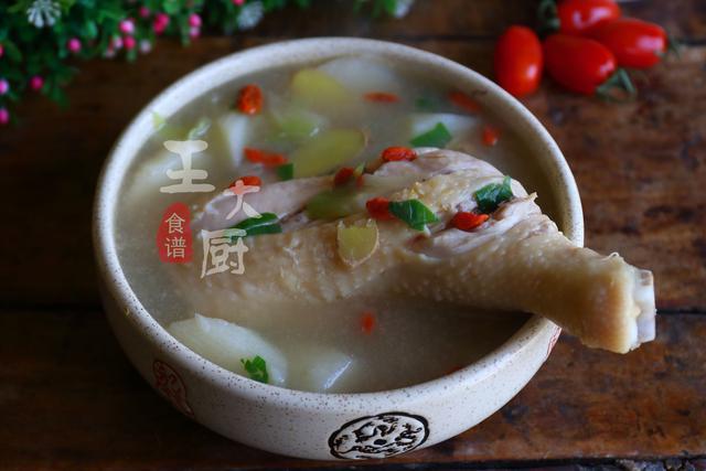 山药炖鸡汤怎么做有营养（鲜香美味）