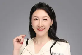 教女人变美的职场博主，为啥男粉丝占了一半？图片