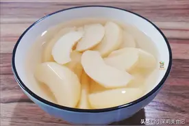 7月桃子最养人，做成桃罐头，清甜可口，消暑又解馋，儿时的味道图片