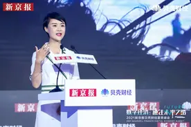 贺娇龙：质疑和批评，能让我更清醒，如果都是赞扬声一片，我飘了怎么办？我找不到北了怎么办？图片