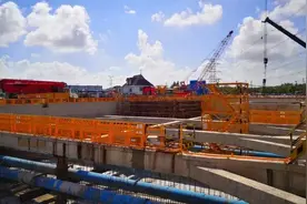 位于宝山、浦东！中国第一条穿越长江和黄浦江的铁路隧道建设中图片