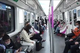 太神奇了！实拍解惑：原来地铁是这样“掉头”的……图片