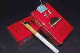 烟草行业的暴利：65元中华烟成本不到3元图片