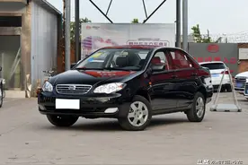 3万多买台比亚迪F3，经济又实惠，能遮风挡雨，比开摩托车强图片