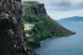 苏格兰，天空岛，离天空最近的岛图片