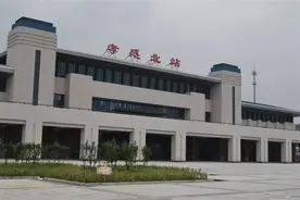 “孝感北站”争议又起，其实它很成功，“荆州南站”可以借鉴图片