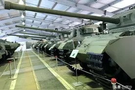 本来用于对付虎式的英国百夫长MK3坦克：萨沙兵器图谱209期图片