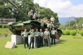 莫问归期，转身仍是少年图片