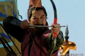 许田围猎刘备射兔曹操射鹿，明眼人一望而知：天下是曹操的了图片