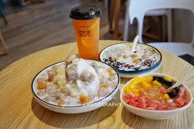 社区的这间甜品工坊，所有的材料全自己做，吃了10年也不腻图片