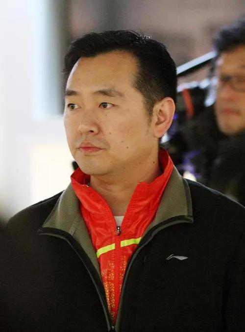 孔令辉刘诗雯强吻(孔令辉的故事悉尼亲吻国旗一战成名)-千层楼