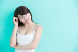 女孩不怕｜挺起胸来，胸部发育一点也不害羞图片