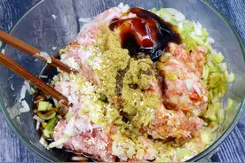 包饺子调饺子馅，正确使用这5种调料，饺子才能味道鲜美图片