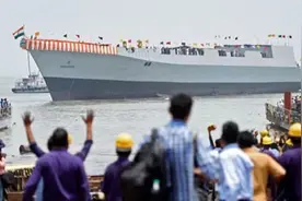 三哥人狠话不多，豪掷615亿造大驱，号称能秒杀055脚踢阿利伯克图片