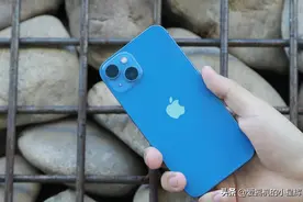 iPhone 13 mini现货供应，128GB定价亲民，全网通5G+A15芯片图片