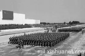 向老兵致敬图片