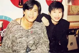 香港乐坛才女，辅佐郭富城27年掌管其婚后财产，方媛地位不及她图片