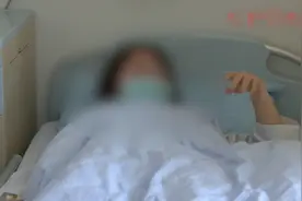 24岁女子一觉醒来，竟手脚无力下不了床，隔天就住进了ICU图片