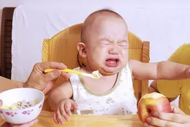 娃早上先吃饭or先喝奶？不同年龄顺序也不同，弄错了可能伤身体图片