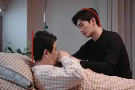 脸宽、凸嘴、鼻塌，没想到都是小时候睡扁头造成的？图片