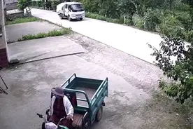 安徽一女子暑假带娃去外地找丈夫，每天有人不约而同为公婆送饭图片