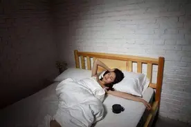 失眠怎么办？能吃安眠药吗？中医教3个妙招，不吃药也能改善睡眠图片