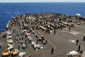 美国航母兵如何解压？完全是在享受生活，网友：有钱任性图片