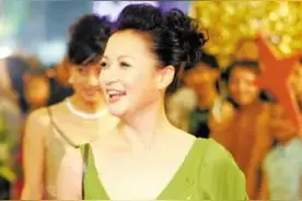 袁鸣，你还记得吗？上海首席娱乐主播图片